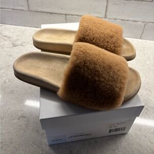 Like New! Super Comfy